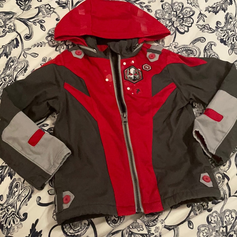 Disney Star Wars boys jacket; never worn